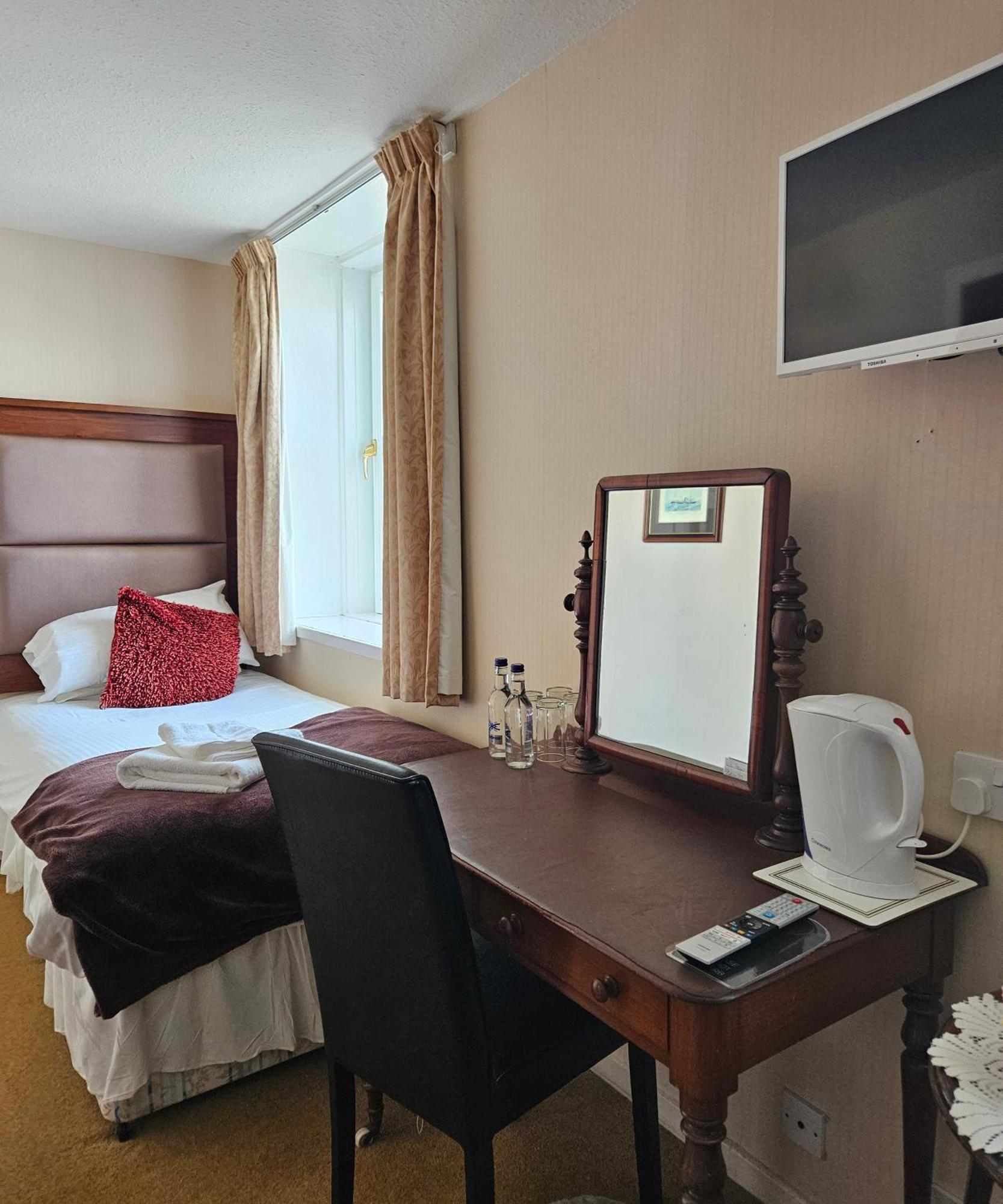 Station Hotel Portsoy Ngoại thất bức ảnh